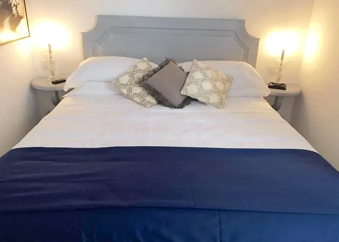 My בית הארחה 3*